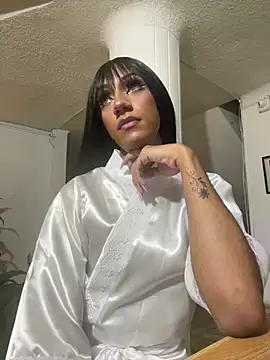 Snapshot of VictoriaRoss1 chatting on 02/03/25, 12:04 VictoriaRoss1 online show from 02/03/25, 12:04