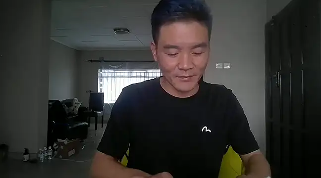 Snapshot of kisstoyousoon2024 chatting on 01/02/25, 07:55 kisstoyousoon2024 online show from 01/02/25, 07:55