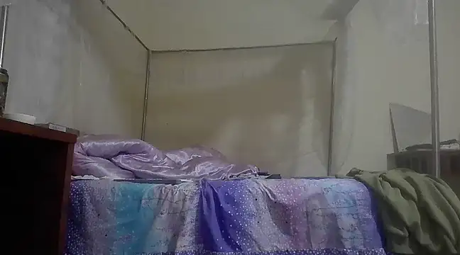 Snapshot of kisstoyousoon2024 chatting on 01/12/25, 10:54 kisstoyousoon2024 online show from 01/12/25, 10:54