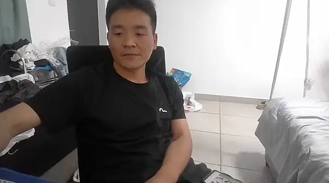 Snapshot of kisstoyousoon2024 chatting on 03/10/25, 07:29 kisstoyousoon2024 online show from 03/10/25, 07:29