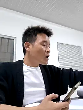 Snapshot of kisstoyousoon2024 chatting on 09/10/25, 06:30 kisstoyousoon2024 online show from 09/10/25, 06:30