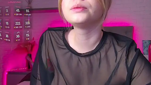 Born to Blow online show from 12/22/25, 01:13