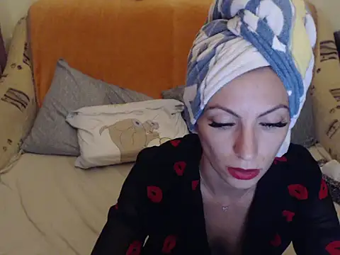 Emmatoo online show from 09/20/25, 10:00