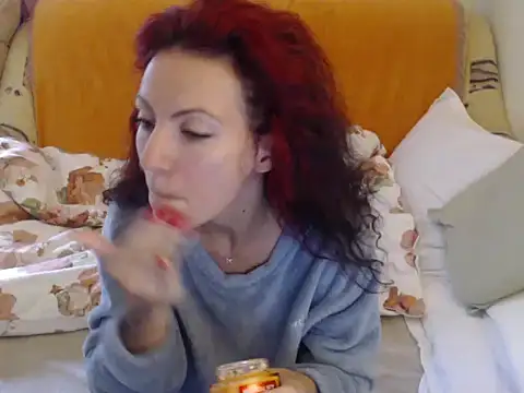 Emmatoo online show from 10/03/25, 08:44