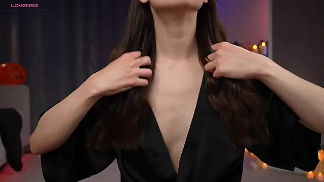 Amely Young online show from 11/01/25, 01:07