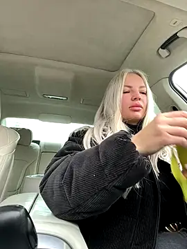 Jessy Jo online show from 11/21/25, 06:45