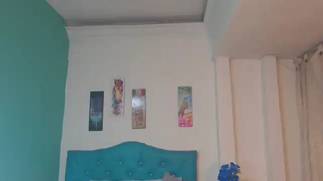 Snapshot of Cinthya-Gomez6 chatting on 03/12/25, 12:15 Cinthya-Gomez6 online show from 03/12/25, 12:15