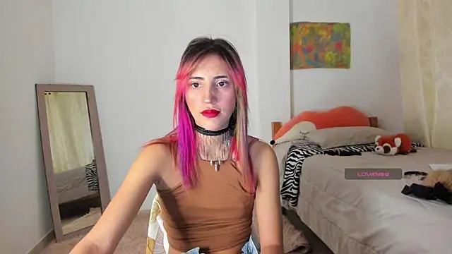 linnie  online show from 01/28/25, 12:47