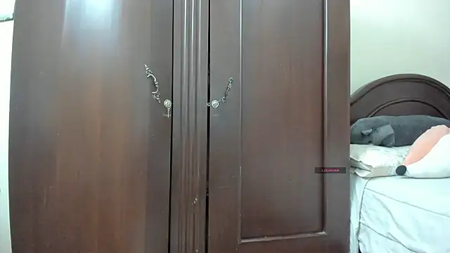 linnie  online show from 03/03/26, 12:06