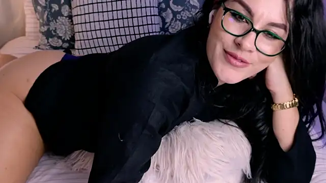 Pamela Rosal online show from 03/07/26, 01:46