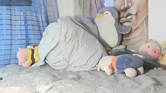 Alessia28  online show from 03/05/25, 10:32