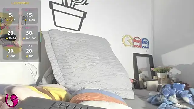 Alessia28  online show from 11/30/25, 02:48