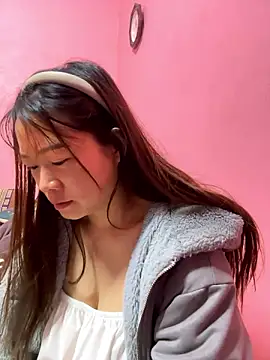 Hellen 111 online show from 12/02/24, 05:48