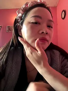 Hellen 111 online show from 09/27/25, 07:35