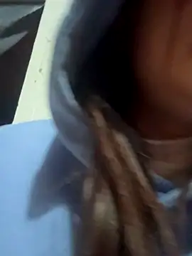 Hellen 111 online show from 12/05/25, 09:18