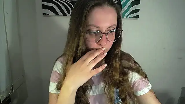 Snapshot of _Annabelle_Lee chatting on 06/18/26, 06:46 Annabelle Lee online show from 06/18/26, 06:46