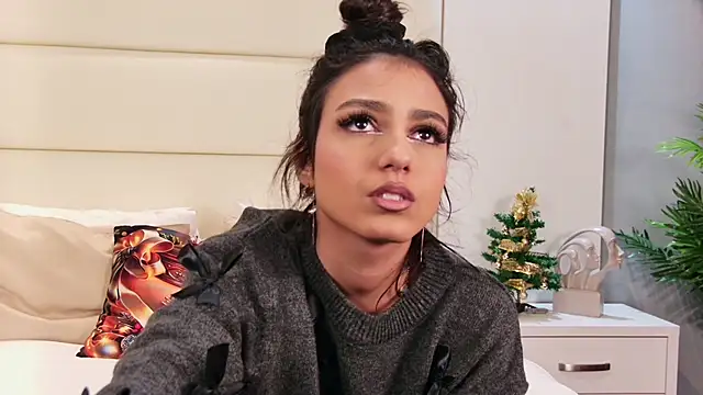 VanessaEllis online show from 12/26/24, 10:09