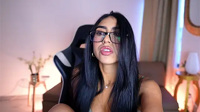 Sara albrecht online show from 12/30/24, 03:46