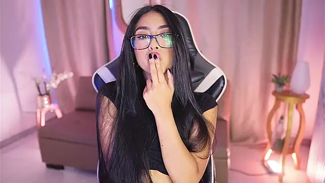 Sara albrecht online show from 01/13/25, 03:58