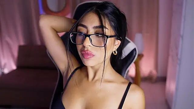 Sara albrecht online show from 01/21/25, 12:18