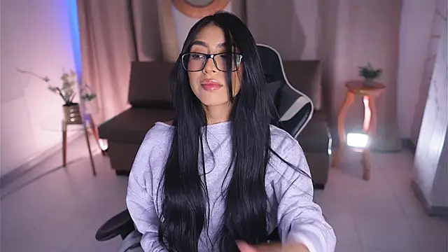 Sara albrecht online show from 03/03/25, 12:27