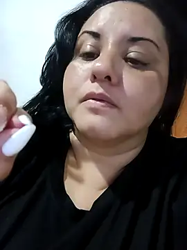 tetasgrandes karol online show from 02/23/25, 12:30