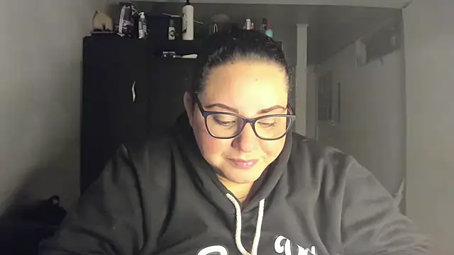 tetasgrandes karol online show from 09/09/25, 10:15