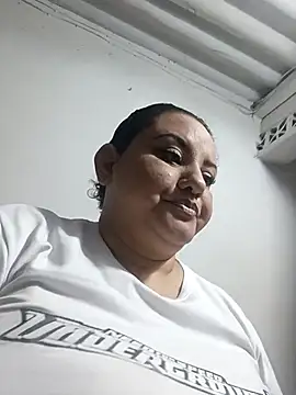 tetasgrandes karol online show from 03/09/26, 06:01