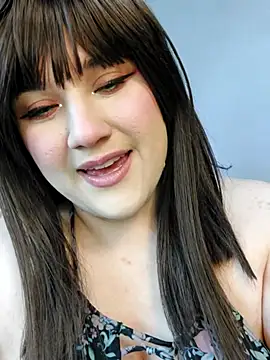 ItsNaiixa online show from 12/01/25, 10:48