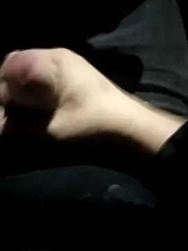 Snapshot of lobito1997 chatting on 01/11/25, 03:44 lobito1997 online show from 01/11/25, 03:44