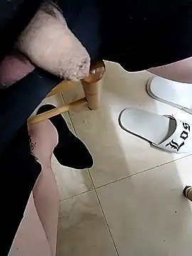 Snapshot of lobito1997 chatting on 01/25/25, 03:40 lobito1997 online show from 01/25/25, 03:40