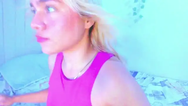 Snapshot of Sweet_MaryJane2 chatting on 03/05/25, 10:54 Sweet MaryJane2 online show from 03/05/25, 10:54