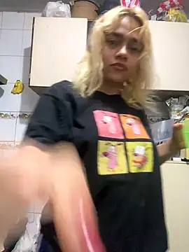 Snapshot of Sweet_MaryJane2 chatting on 10/11/25, 08:35 Sweet MaryJane2 online show from 10/11/25, 08:35