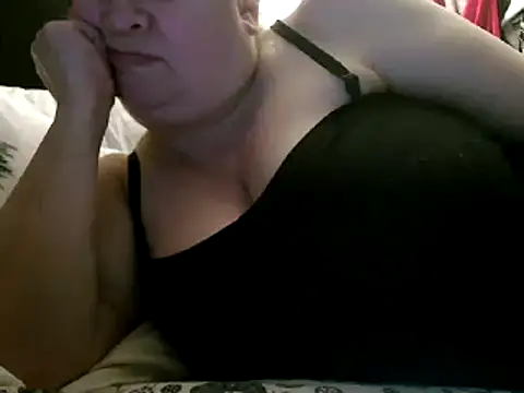 Snapshot of WHITEDAROSE chatting on 03/05/25, 04:02 WHITEDAROSE online show from 03/05/25, 04:02