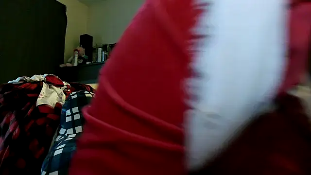 Snapshot of WHITEDAROSE chatting on 11/17/25, 06:35 WHITEDAROSE online show from 11/17/25, 06:35