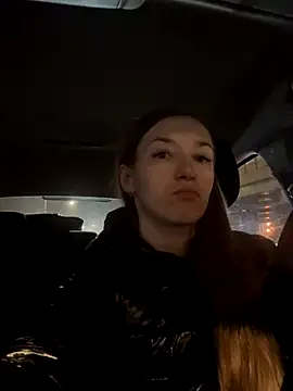 KateRedgar online show from 11/11/25, 03:23