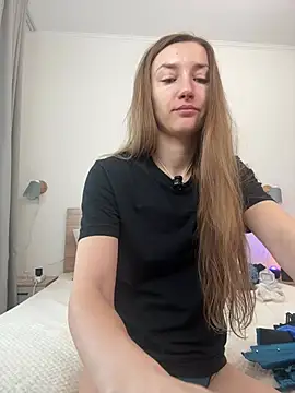 KateRedgar online show from 04/12/26, 11:15