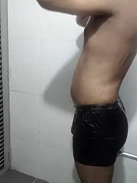 hottboy 39 online show from 10/23/25, 12:48