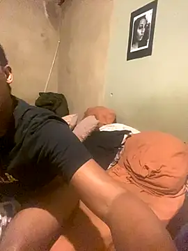 Moorella1 online show from 12/04/25, 07:55