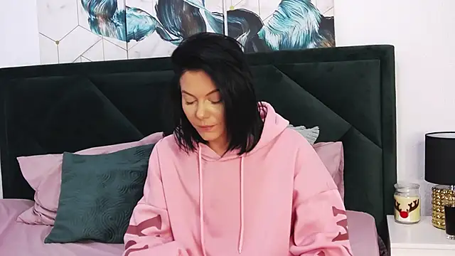 tanyagrey online show from 12/13/24, 08:30