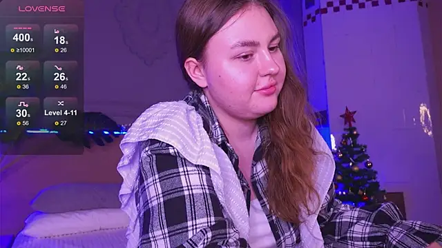 Snapshot of Mia__Peach chatting on 12/27/24, 01:53 Mia Peach online show from 12/27/24, 01:53