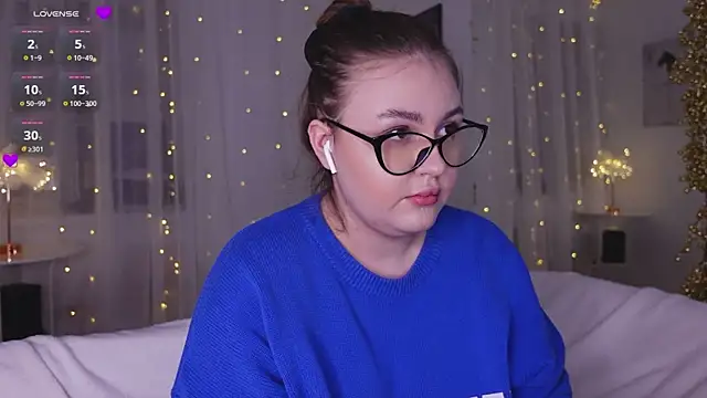 Snapshot of Mia__Peach chatting on 01/10/25, 05:24 Mia Peach online show from 01/10/25, 05:24