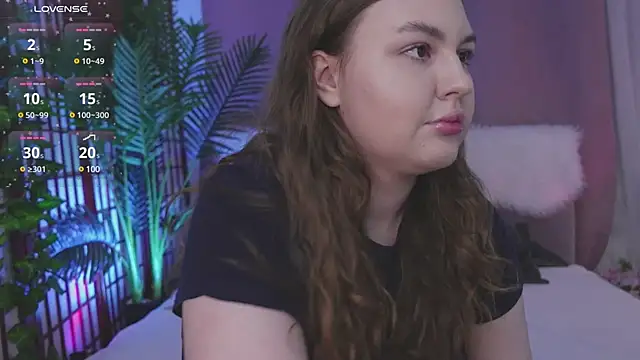 Snapshot of Mia__Peach chatting on 01/13/25, 09:09 Mia Peach online show from 01/13/25, 09:09