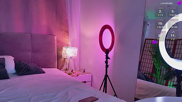 Snapshot of Mia__Peach chatting on 01/16/25, 09:30 Mia Peach online show from 01/16/25, 09:30