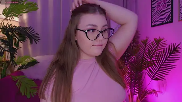 Snapshot of Mia__Peach chatting on 02/26/25, 11:59 Mia Peach online show from 02/26/25, 11:59