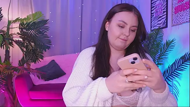 Snapshot of Mia__Peach chatting on 03/05/25, 09:15 Mia Peach online show from 03/05/25, 09:15