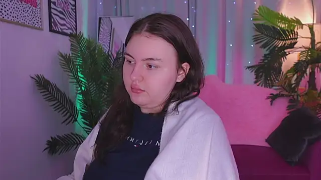 Snapshot of Mia__Peach chatting on 03/13/25, 04:49 Mia Peach online show from 03/13/25, 04:49