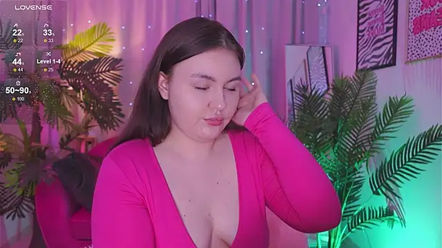 Snapshot of Mia__Peach chatting on 03/16/25, 12:12 Mia Peach online show from 03/16/25, 12:12