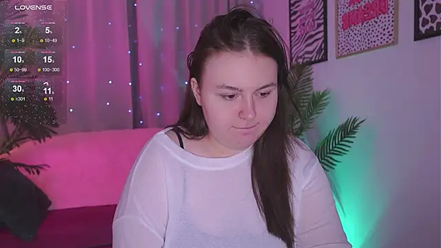 Snapshot of Mia__Peach chatting on 03/20/25, 03:02 Mia Peach online show from 03/20/25, 03:02