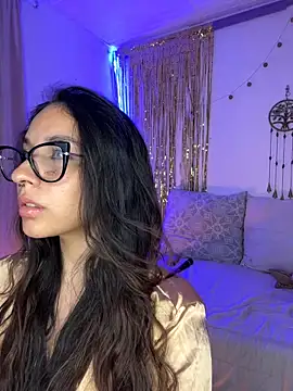 Snapshot of ThaliaRivera_ chatting on 02/05/25, 01:58 ThaliaRivera online show from 02/05/25, 01:58